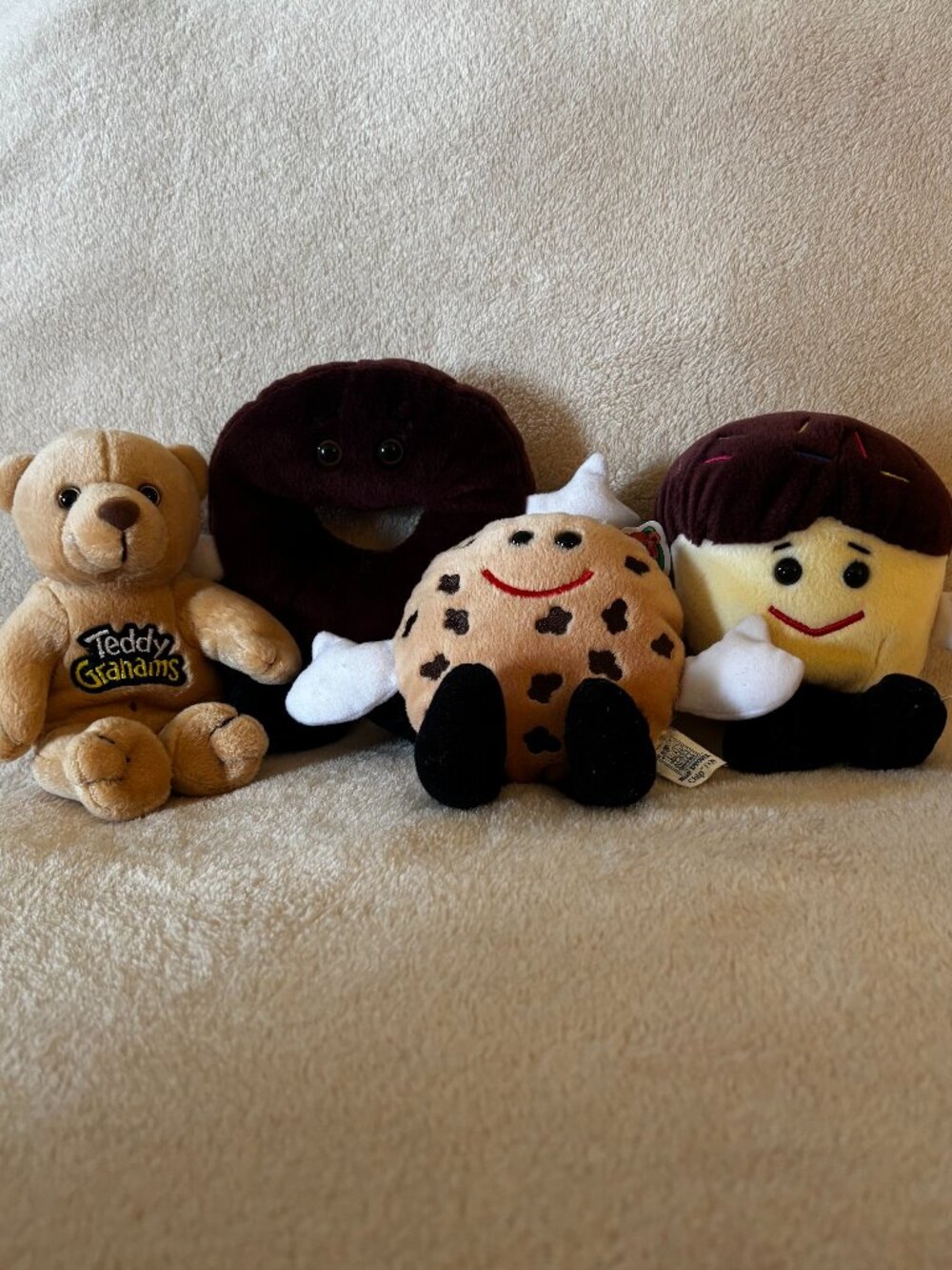 PLUSH COLLECTIBLE Set of 4 BEAN BAG FOOD ITEMS